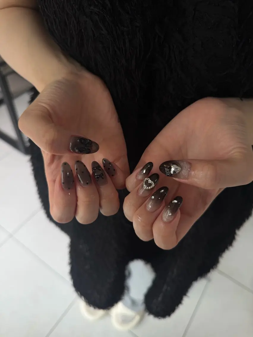 ネイル 持ち込み ハンドネイル ハンドケア Charme. NOBUKOのネイルデザイン