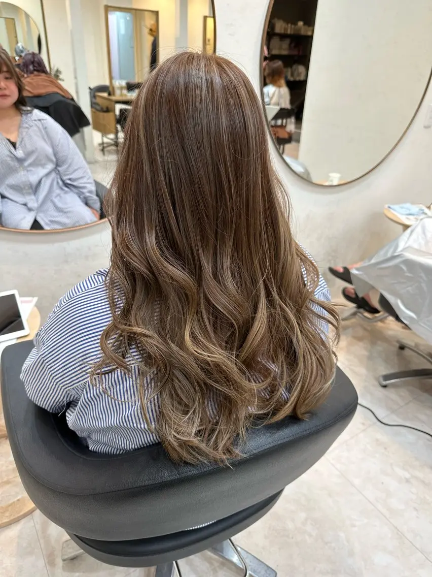 🧚ミニモ限定🧚【プレミアムカラー】アディクシー、イルミナカラー+保湿トリートメントの写真
