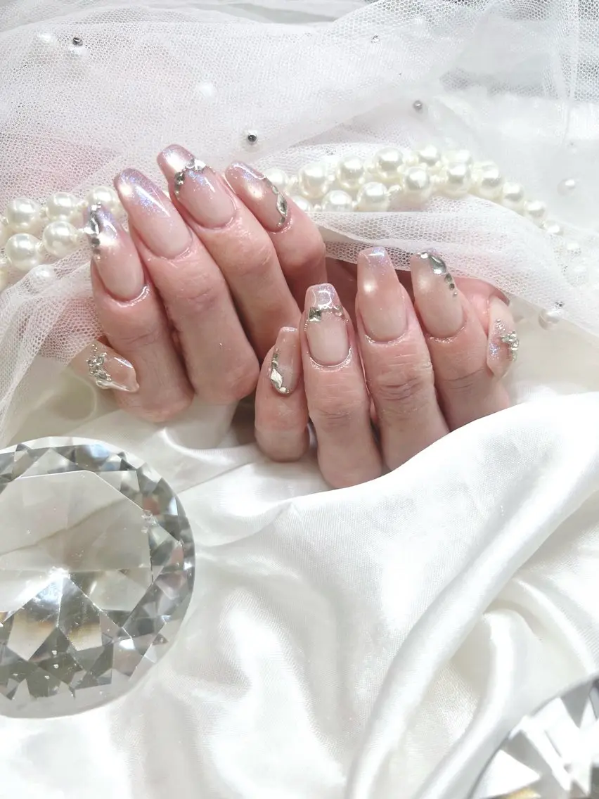 ミディアム ハンドネイル Nailsalon Angeのネイルデザイン