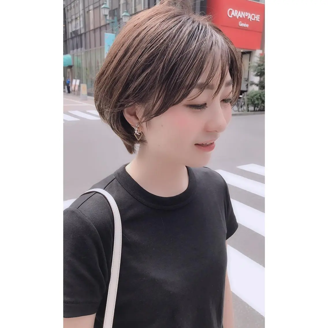 ショート カラー アッシュ ブリーチ ブリーチなしカラー ショートヘア 田町駅徒歩5分 🌼fumiのヘアスタイル