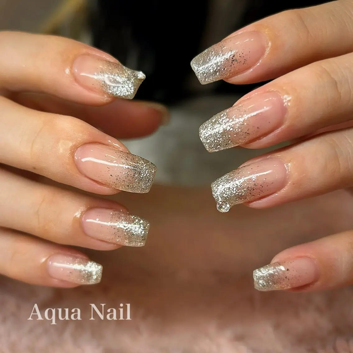 ネイル グラデーション 氷ネイル・うるうるネイル キラキラネイル 韓国ネイル ラメ(グリッター) ハンドネイル AQUA NAILのネイルデザイン