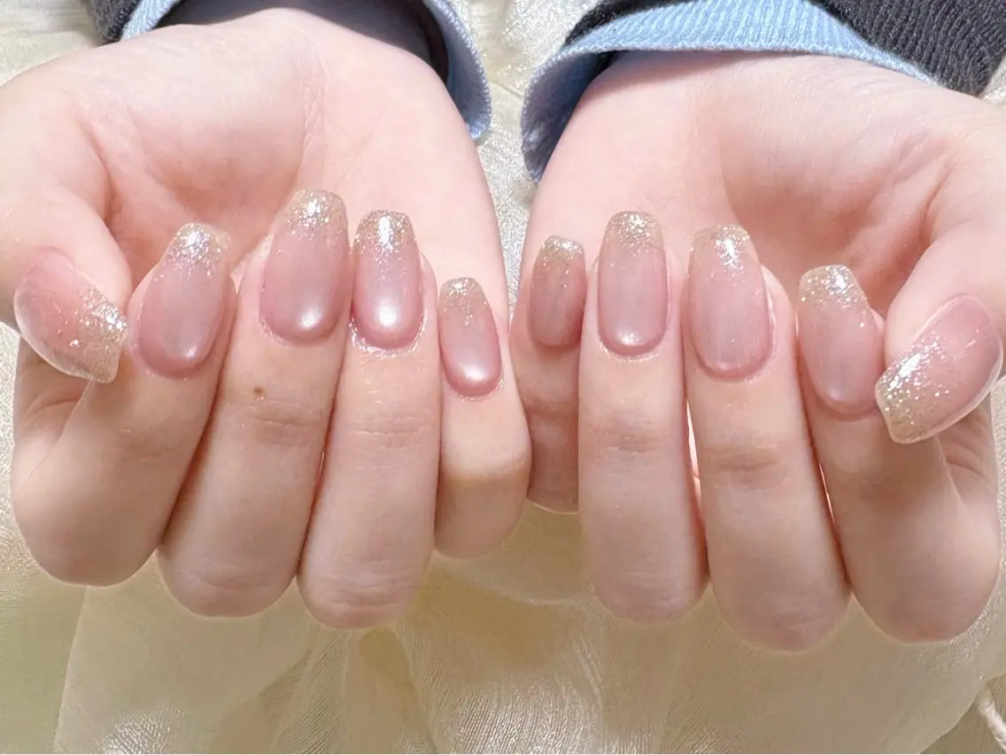 ネイル オーロラネイル チークネイル フレンチネイル ジェルネイル ガラスフレンチ ハンドネイル Nail Jolieのネイルデザイン