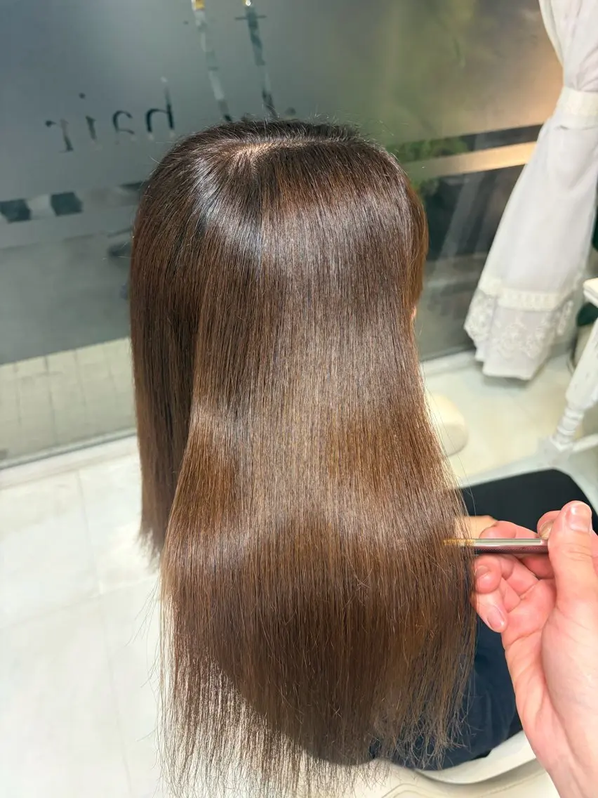 セミロング 髪質改善 トリートメント カット ヘアカラー 藤本 麗夏のヘアスタイル