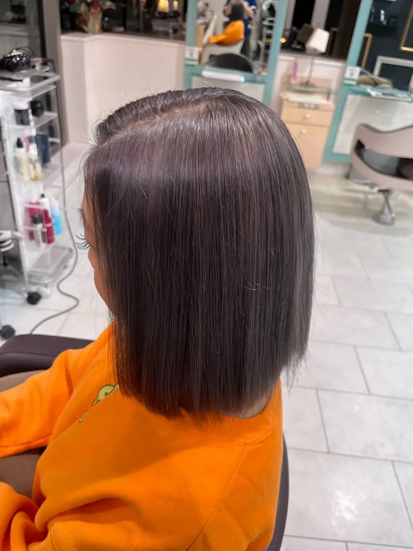 ミディアム 🤍ちなみ 🤍のヘアスタイル