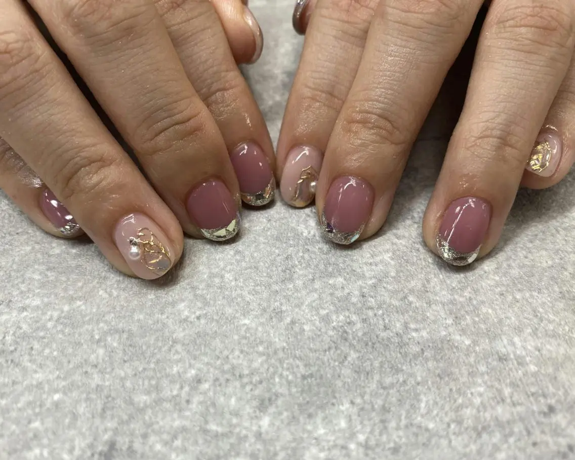 ネイル フットネイル フレンチネイル グラデーション キラキラネイル 韓国ネイル FASTNAIL PLUS 新宿店のネイルデザイン