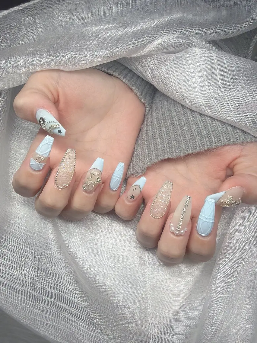 ネイル 長さ出し グラデーション 卒業式 キラキラネイル マグネットネイル ハンドネイル Lee Nailsのネイルデザイン