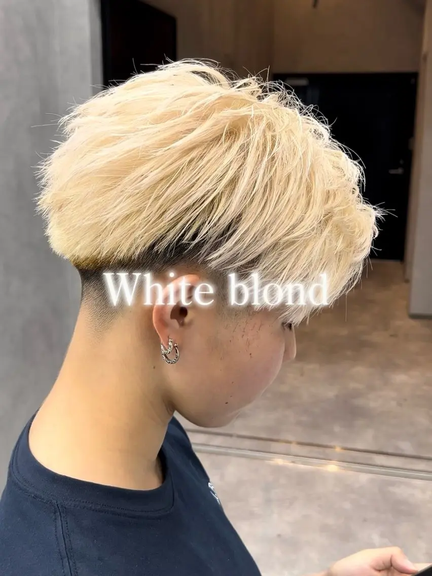 ショート カラー パーマ ツイストスパイラルパーマ バレイヤージュ ブリーチ ケアブリーチ デザインカラー カット ヘアカラー ヘアセット メンズヘアのカリスマ 北地　空のヘアスタイル