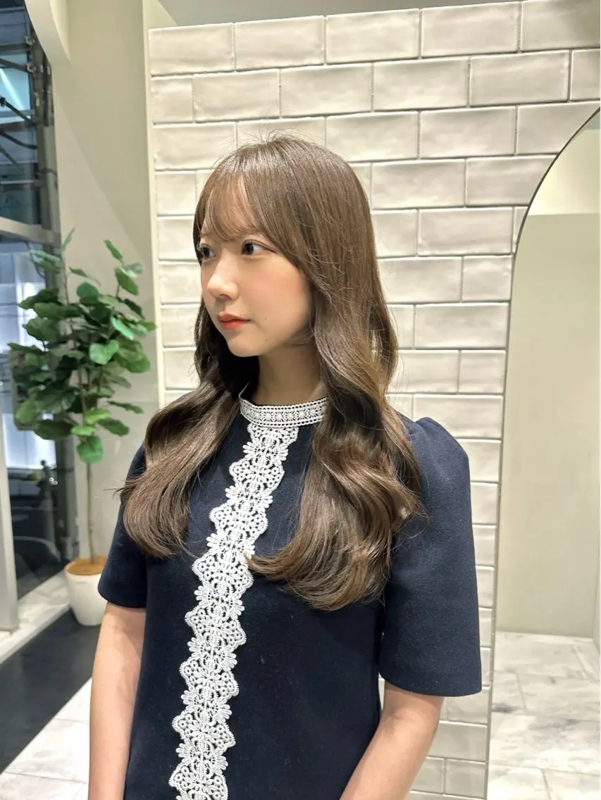 ロング カラー ベージュカラー ブリーチ ブリーチなしカラー カット ヘアカラー トリートメント 矢野 晃平のヘアスタイル