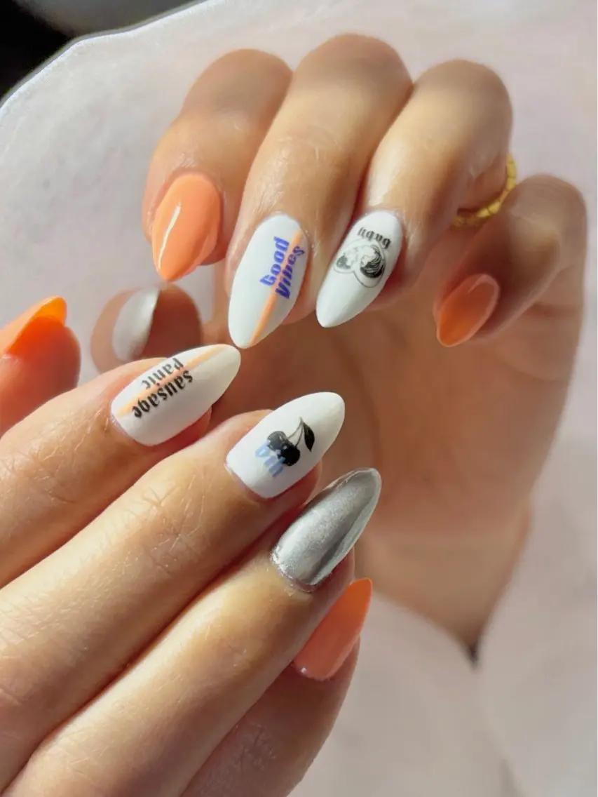 ［hand］オフ無し♡GOLDコース♡アート6本コース！相談しながらあなたらしい指先をお作り致します✨の写真
