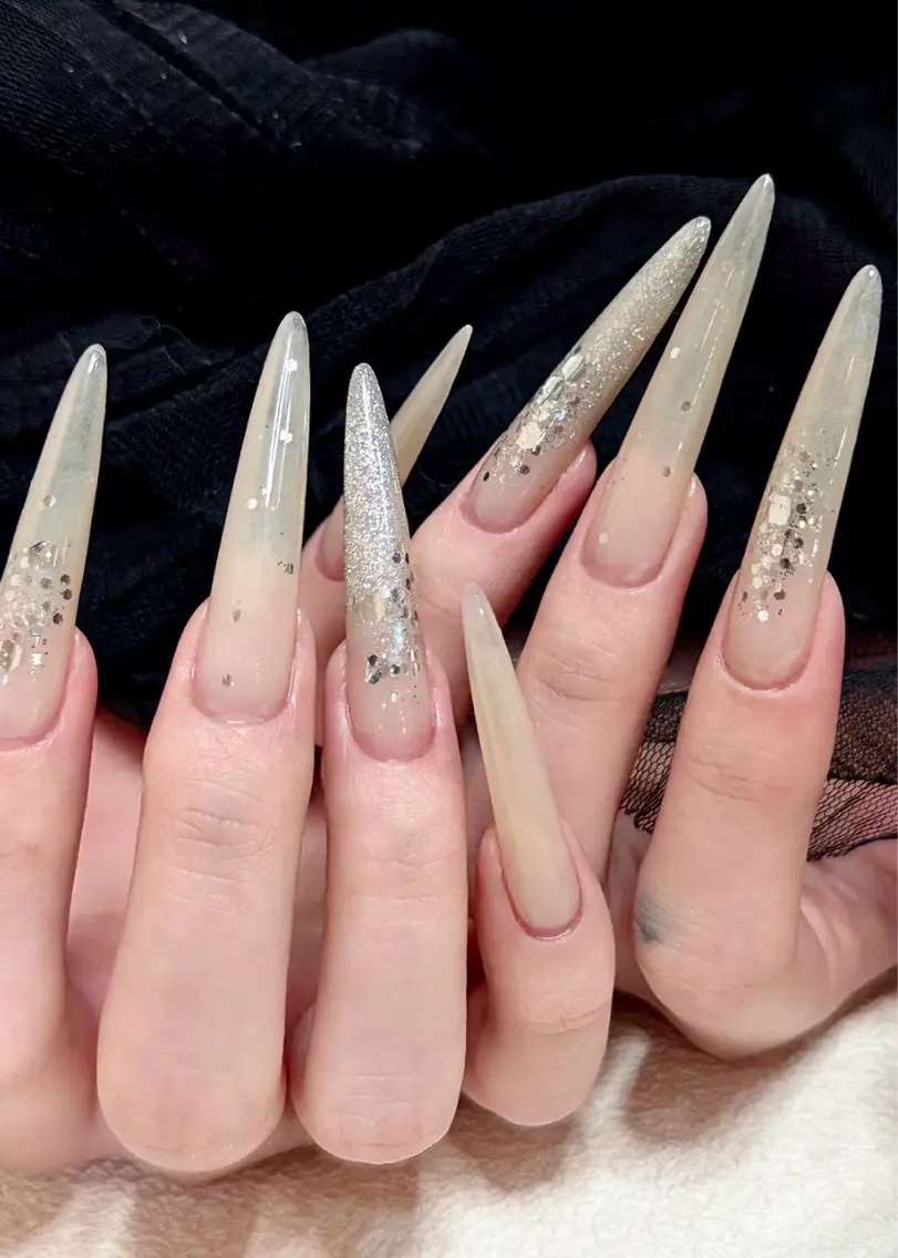 ネイル VELA ネイルサロンのネイルデザイン