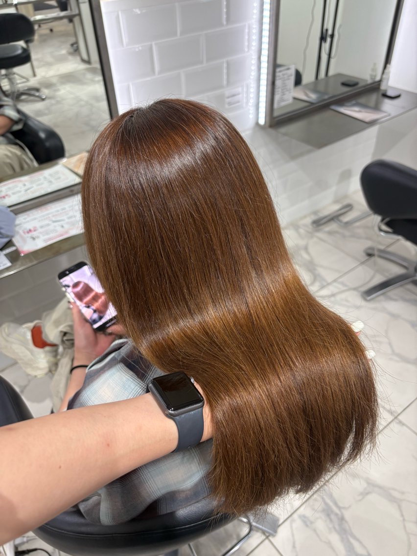 セミロング トリートメント カット トリートメント 透明感艶カラー/ 岡田澪香のヘアスタイル