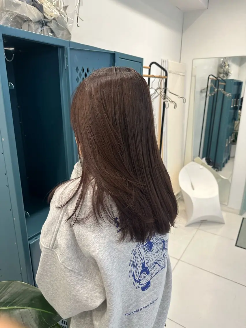 セミロング カラー 栄/平日限定✨ REIRIのヘアスタイル