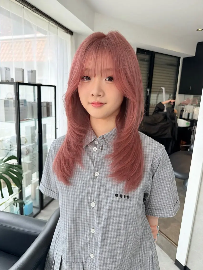 セミロング ヘアカラー トリートメント 🖤JIN🖤久留米 ハイトーン 髪質改善のヘアスタイル