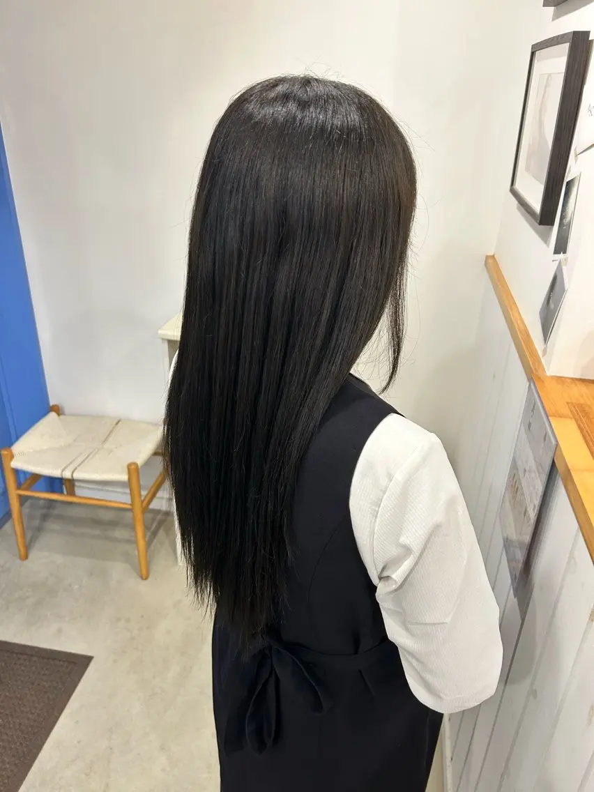 ロング カラー グレージュ オリーブグレージュ オリーブグレー ヘアカラー 菊澤 拓也のヘアスタイル