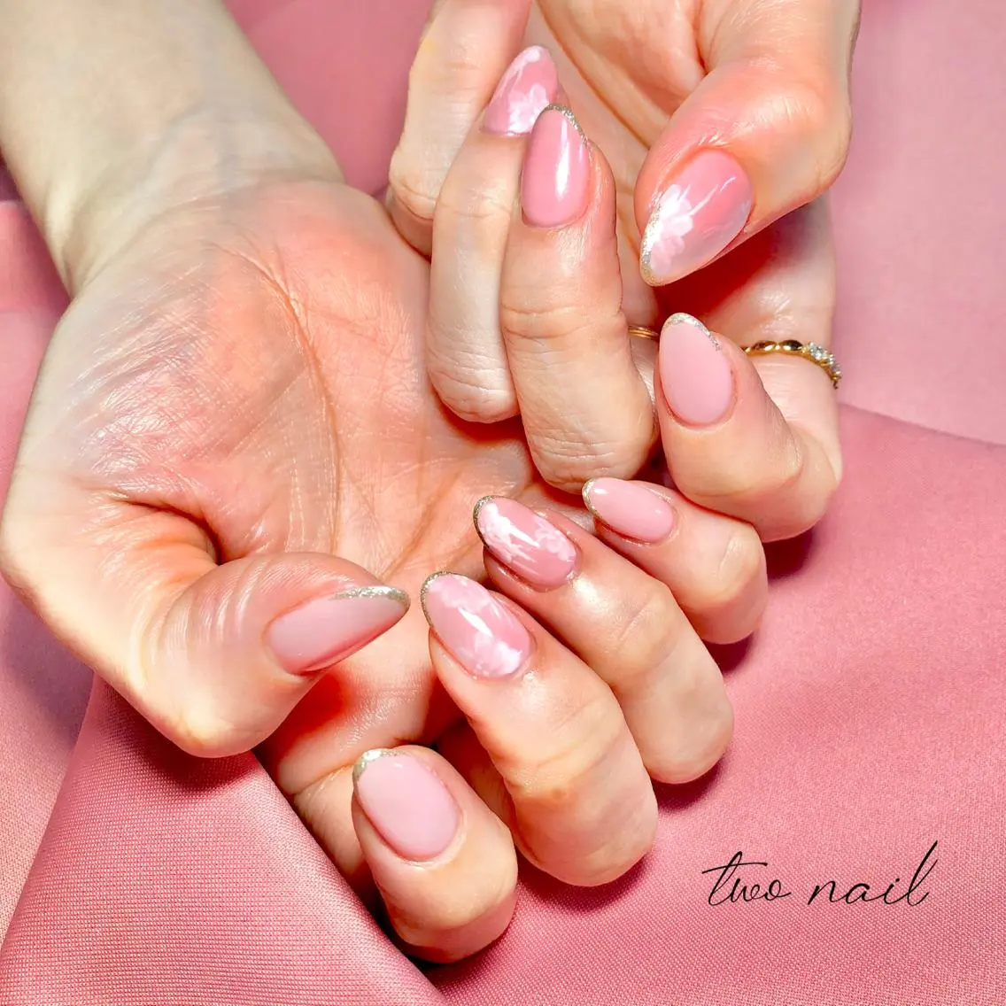 ネイル アートネイル フットネイル ハート ニュアンスネイル ホワイト two nailのネイルデザイン