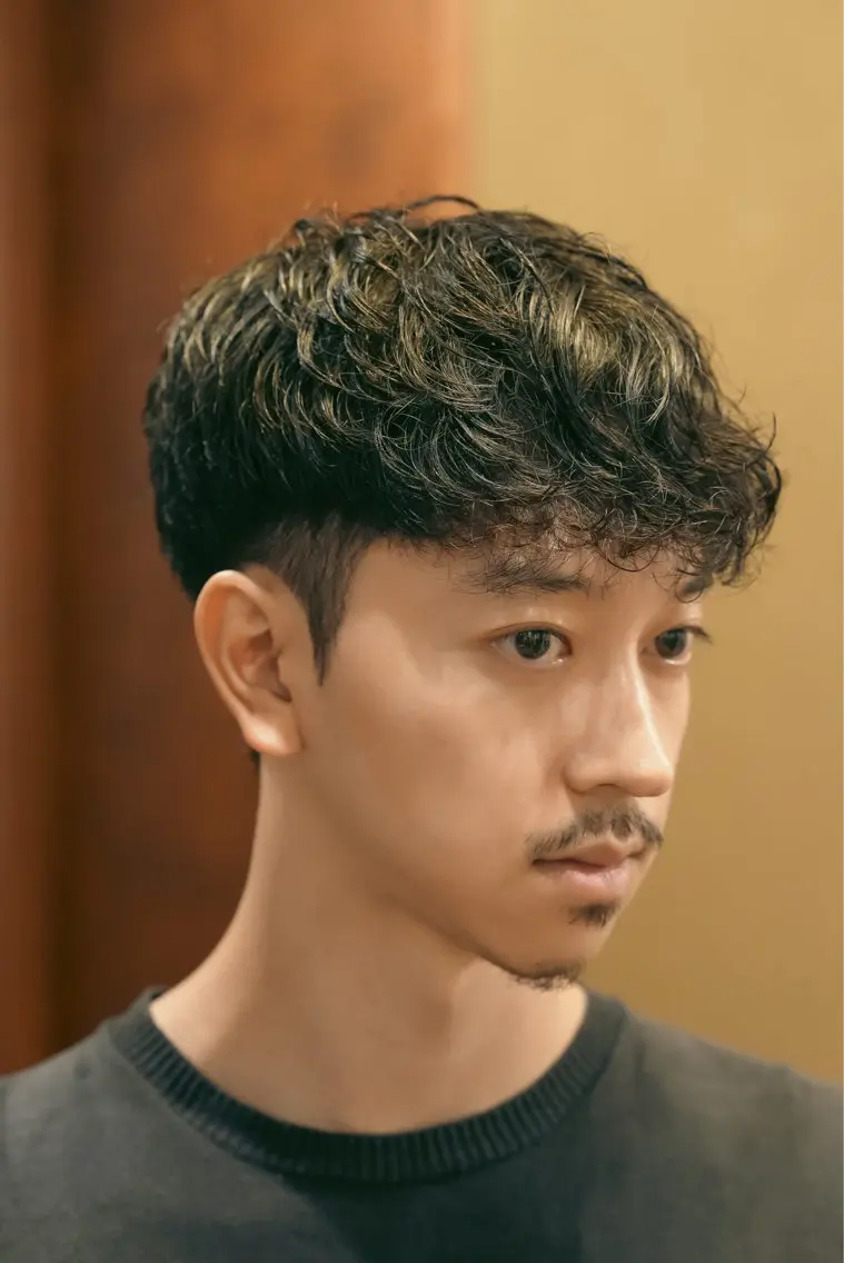 ショート パーマ メンズ カット パーマ メンズパーマ タカキリョウのヘアスタイル