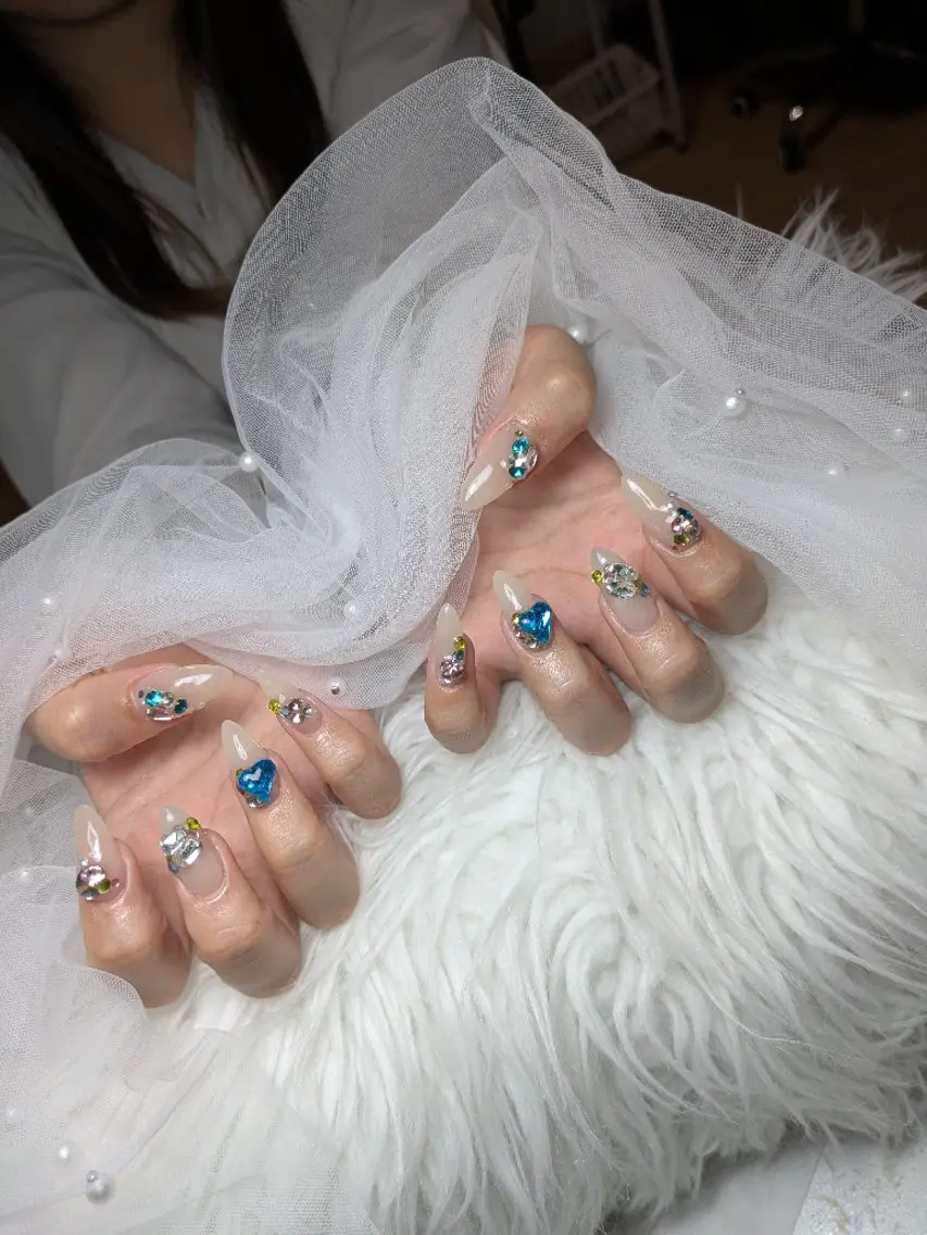 ネイル Queen Nail 研修生のネイルデザイン