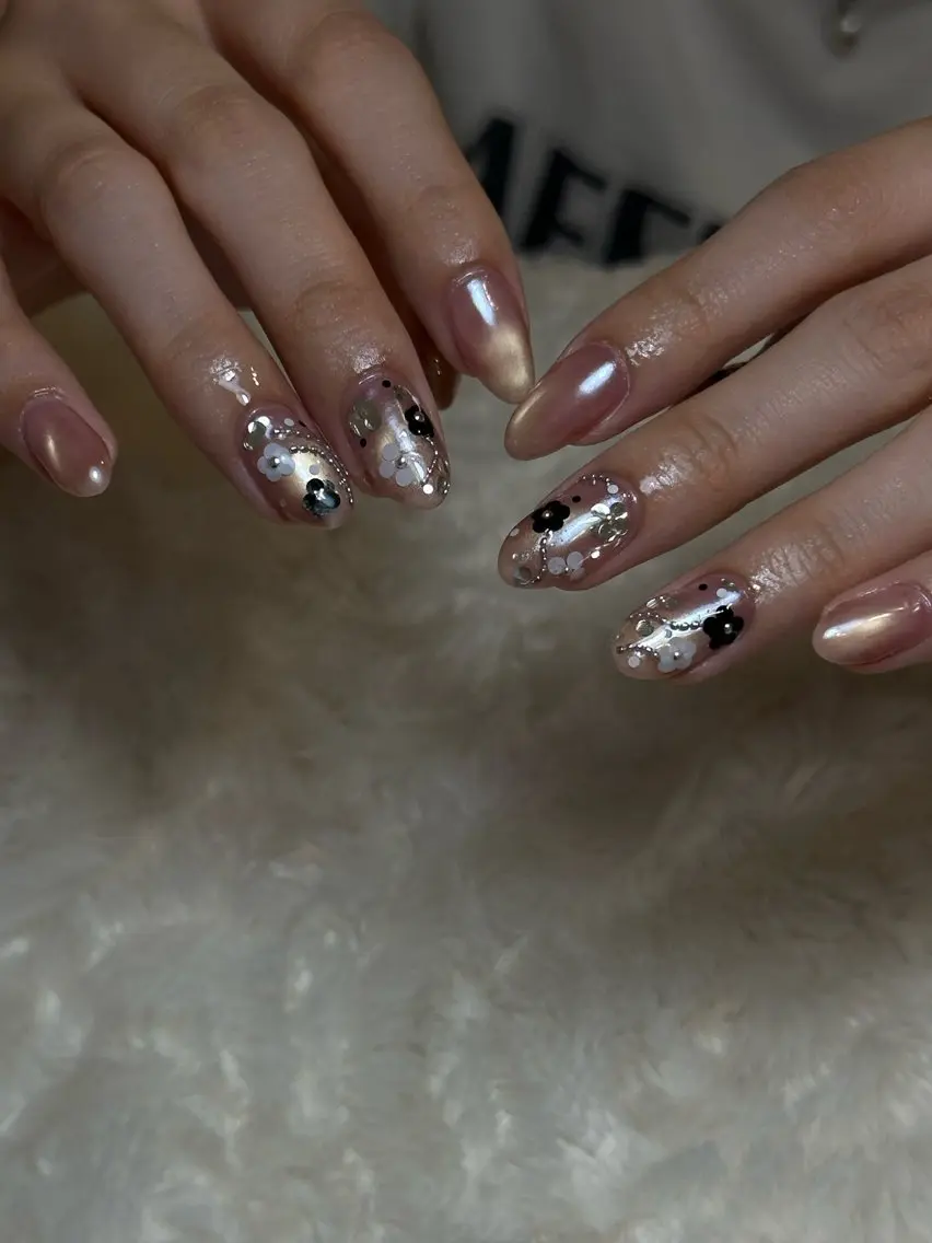 ネイル 全てパラベース💅 MIORA_KOTOのネイルデザイン