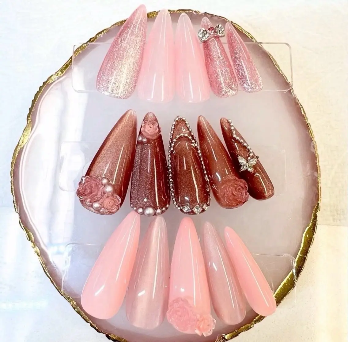 ネイル フットネイル フレンチネイル ジェルネイル ガラスフレンチ キラキラネイル Queeens nailのネイルデザイン