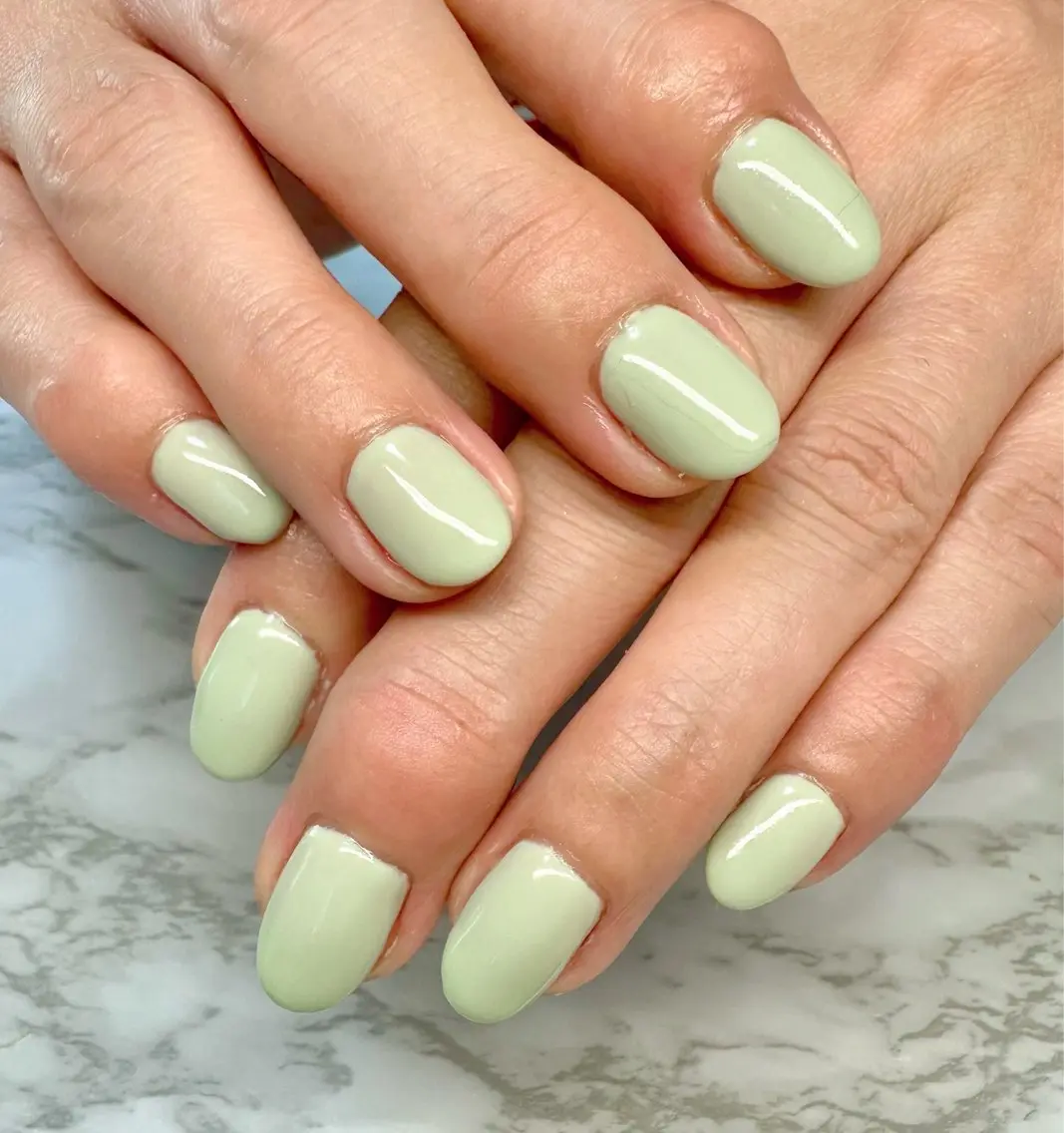 ネイル ニュアンスネイル ワンカラーネイル リボン 夏ネイル Mai’s nailのネイルデザイン