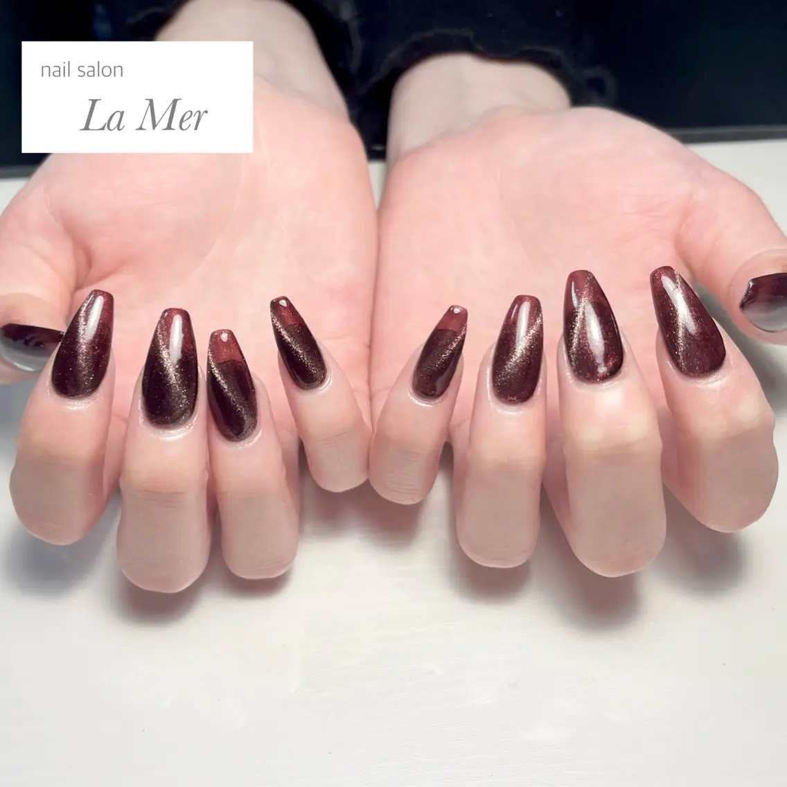 ネイル ブラウン 長さ出し ジェルネイル キラキラネイル ロングネイル ハンドネイル nailsalon La Merのネイルデザイン