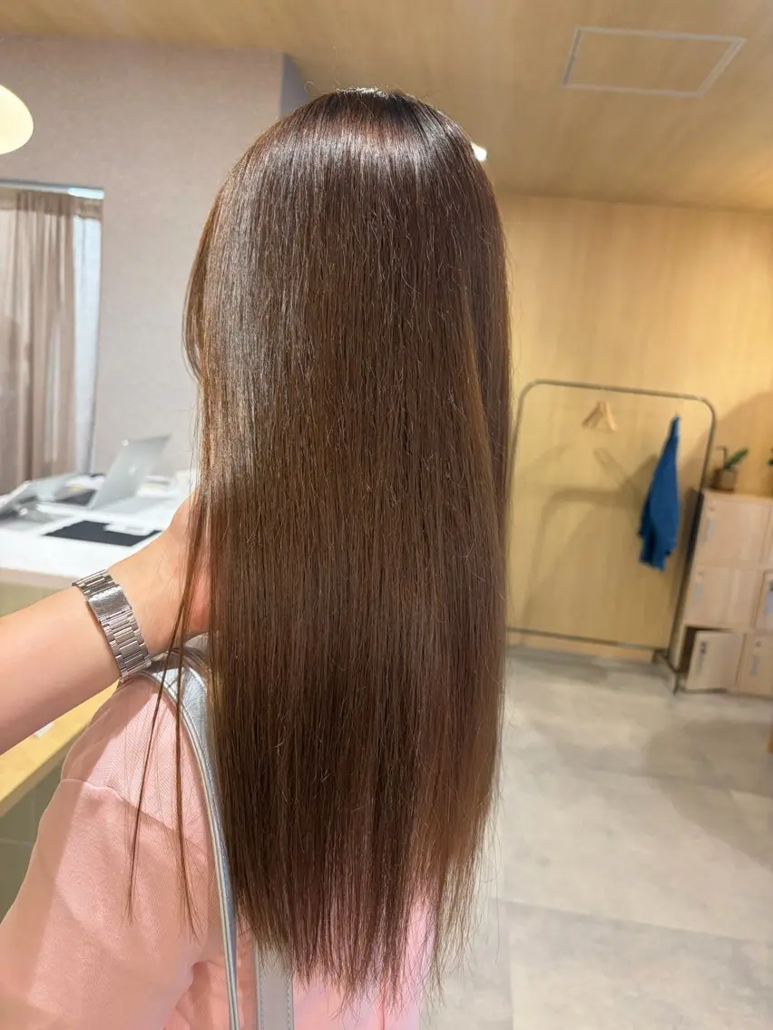 カット+艶透明感カラー＋BYKARTE髪質改善TR 17900の写真