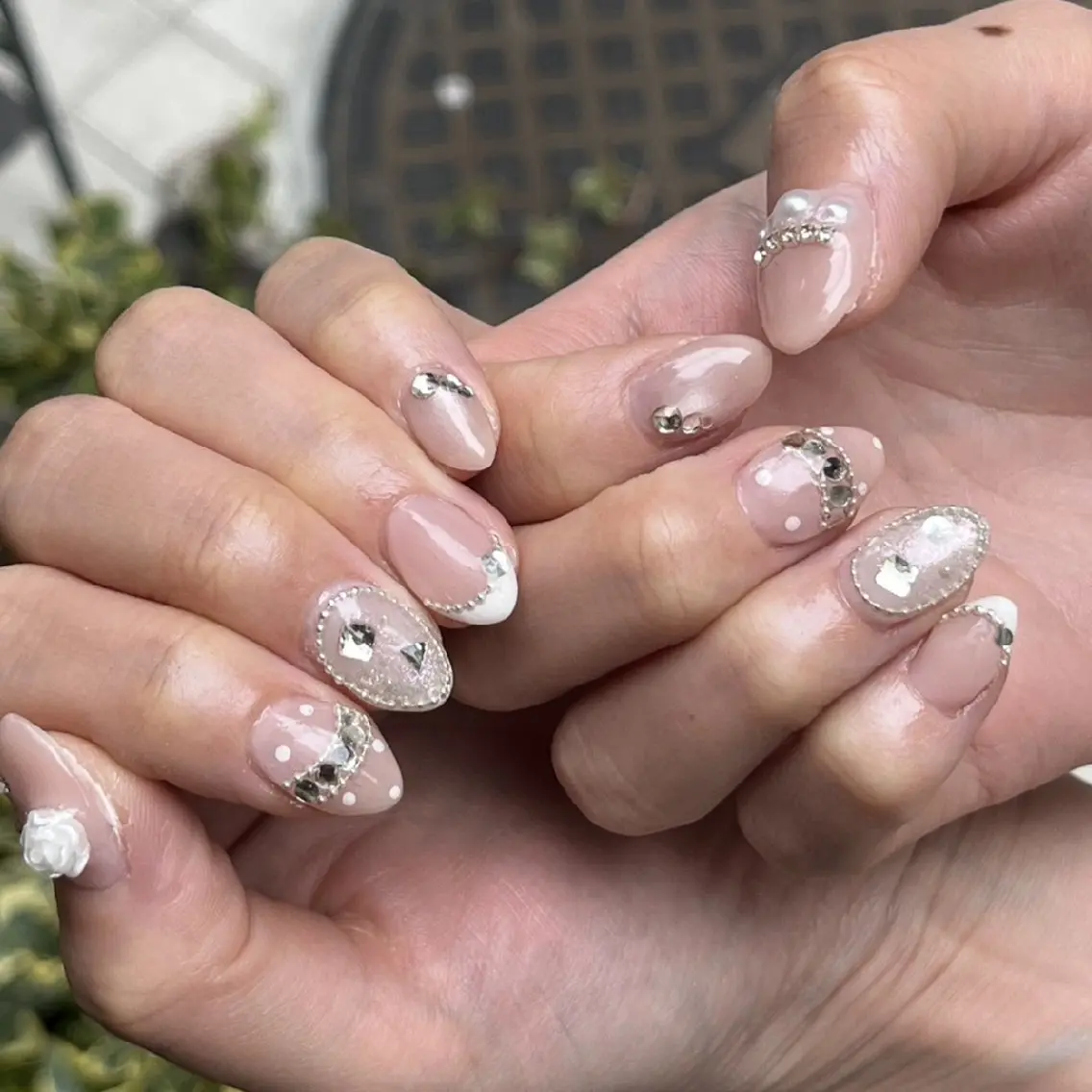 ネイル ドット ガーリー ハンドネイル LABEL TAKARAのネイルデザイン