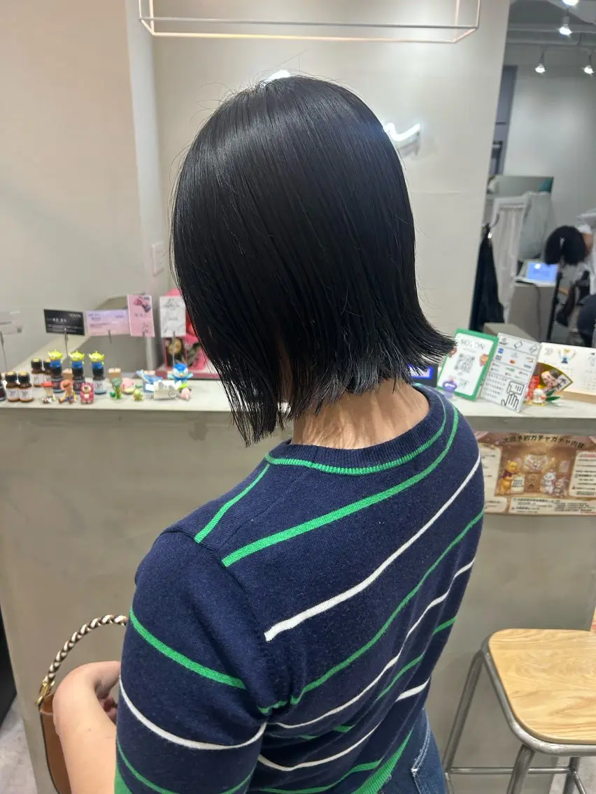 ミディアム カラー ヘアアレンジ 外ハネヘア カット ボブ /ニュアンス/ satomi🧸💖のヘアスタイル