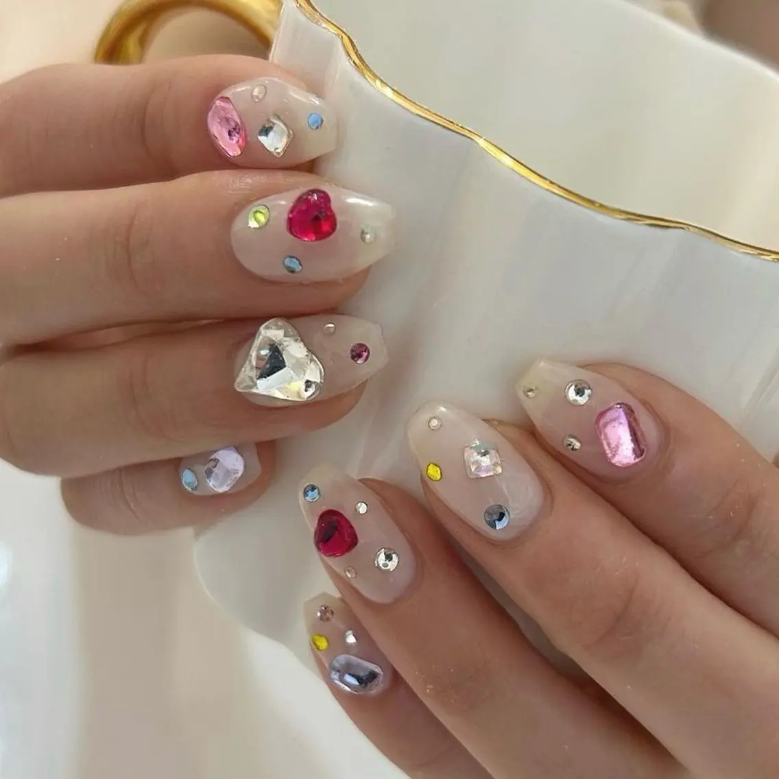 ネイル ハンドネイル ViViA momokaのネイルデザイン
