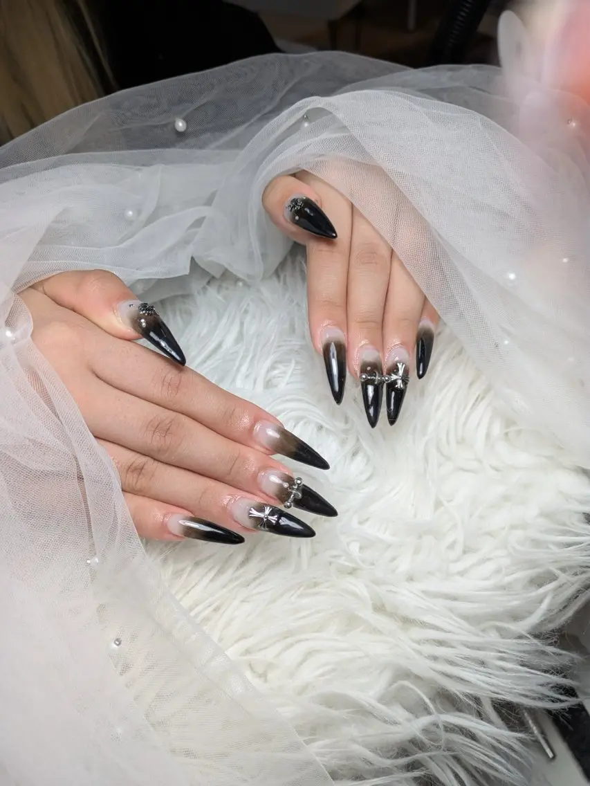 ネイル Queen Nail 柏店 クイーンネイルのネイルデザイン