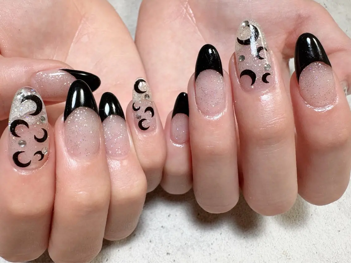 ネイル フラッシュネイル フレンチネイル ジェルネイル パラジェル gypso.267 🌷SETO🌷のネイルデザイン