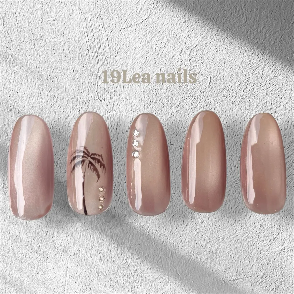 ネイル マグネットネイル 19Lea nailsのネイルデザイン