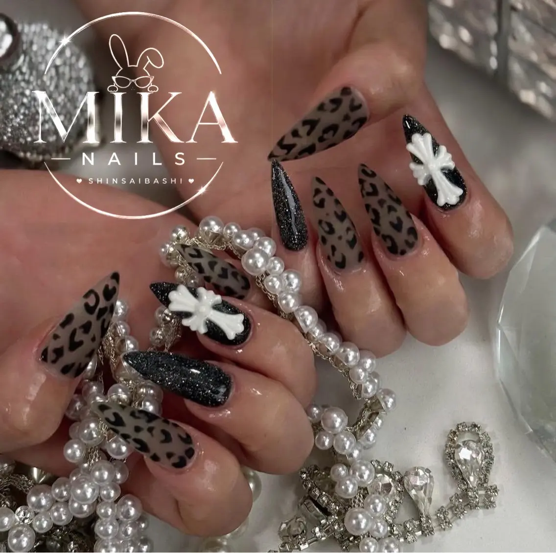 ネイル アートネイル チークネイル ドット フットネイル フレンチネイル 🌷Luna Mika🌷のネイルデザイン