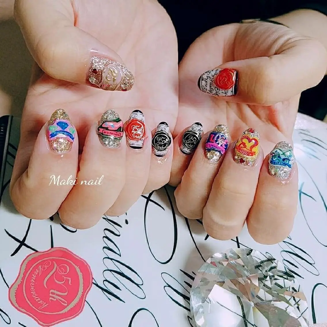 ネイル ジェルネイル . MAKI NAILのネイルデザイン