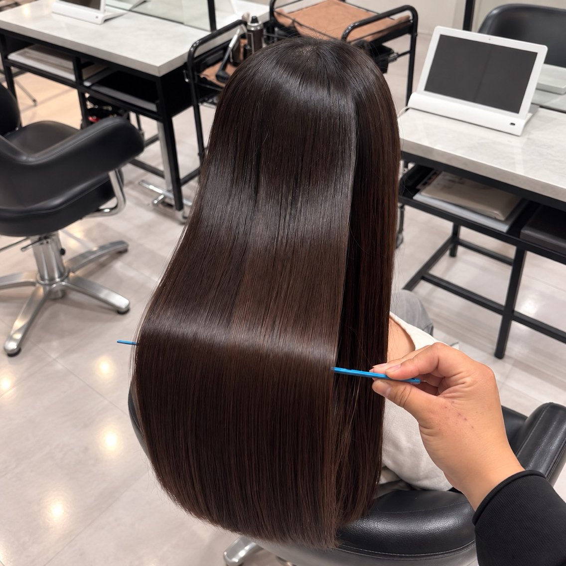 ロング カラー 透明感カラー ハッシュカット 髪質改善 レイヤーカット 縮毛矯正 ヘアカラー トリートメント 🌙髪質改善カラー Momoka🦋のヘアスタイル