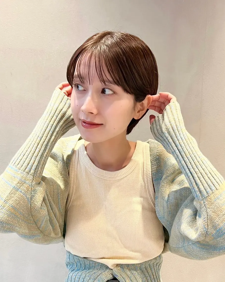 ショート カラー 縮毛矯正ボブ&顔まわ レイヤー♡TOMOEのヘアスタイル