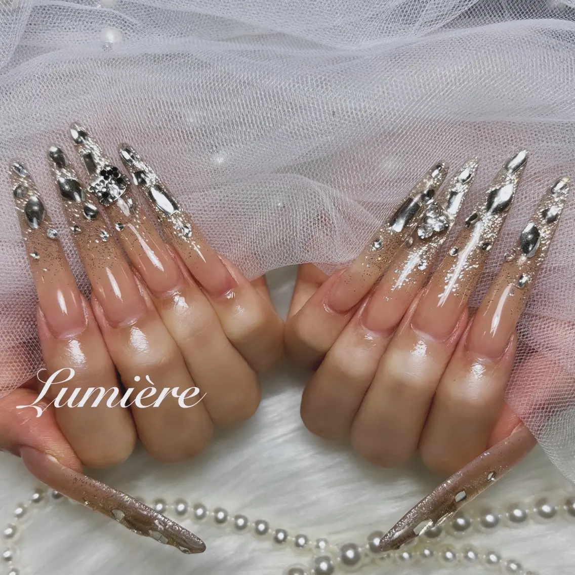 ネイル ロングネイル スーパーロングネイル ハンドネイル Lumière｜ ロング｜ワンホンのネイルデザイン