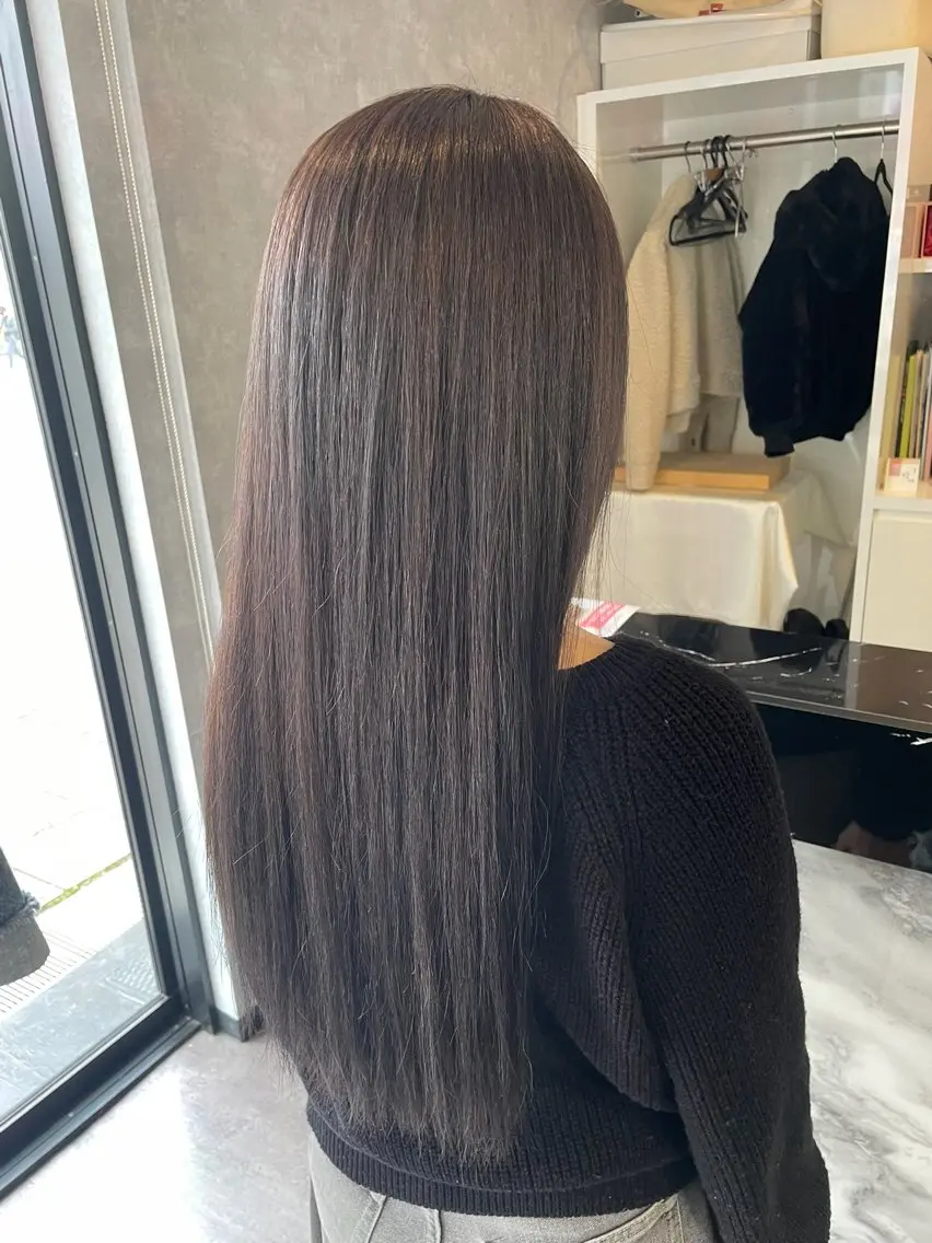 ロング カラー ラベンダーカラー シルバー カット ヘアカラー トリートメント  ︎︎ 寧音のヘアスタイル
