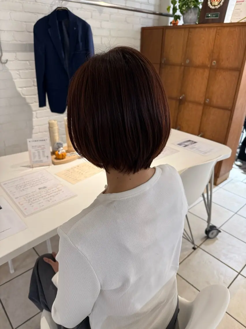 ショート ショートボブ 丸みショート ボブ ショートヘア 🌟デザインカラー 🌟コノミ🌟のヘアスタイル