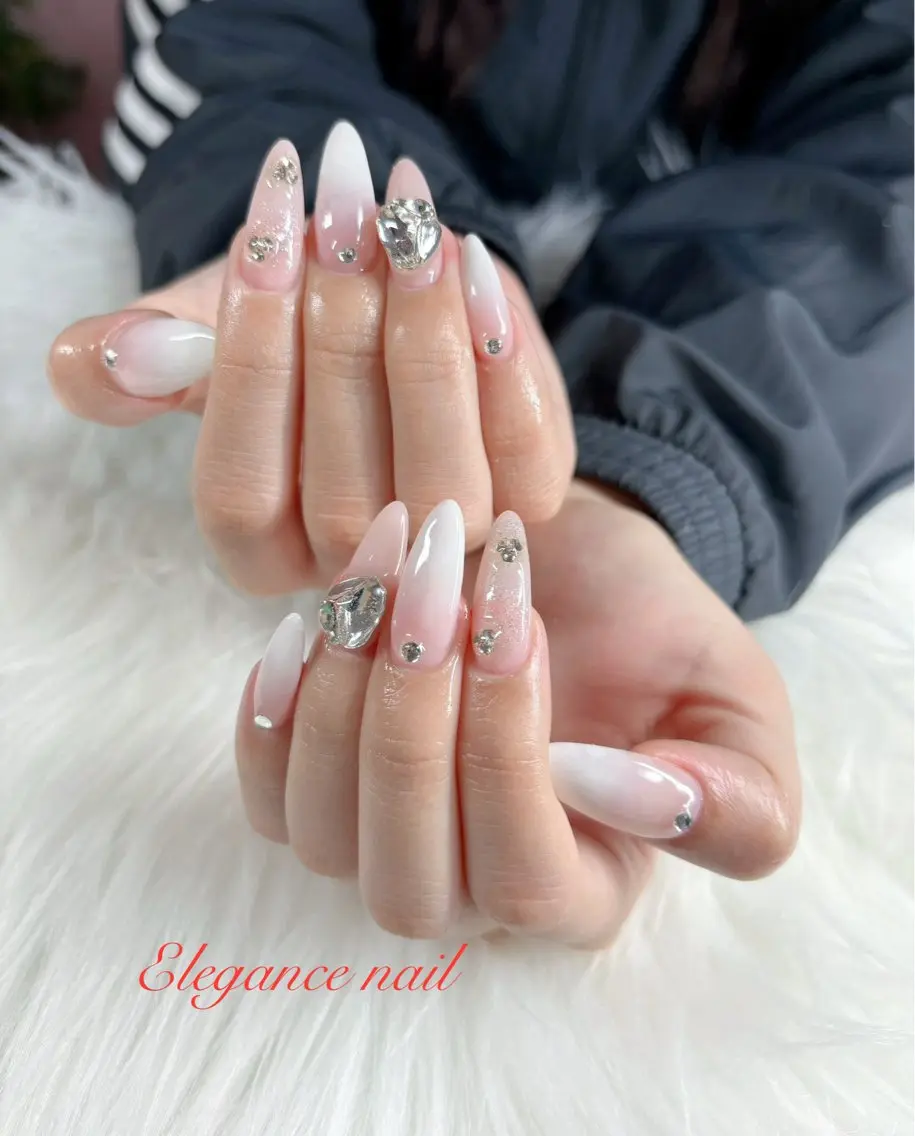 ネイル Elegance Nail本厚木店舗のネイルデザイン