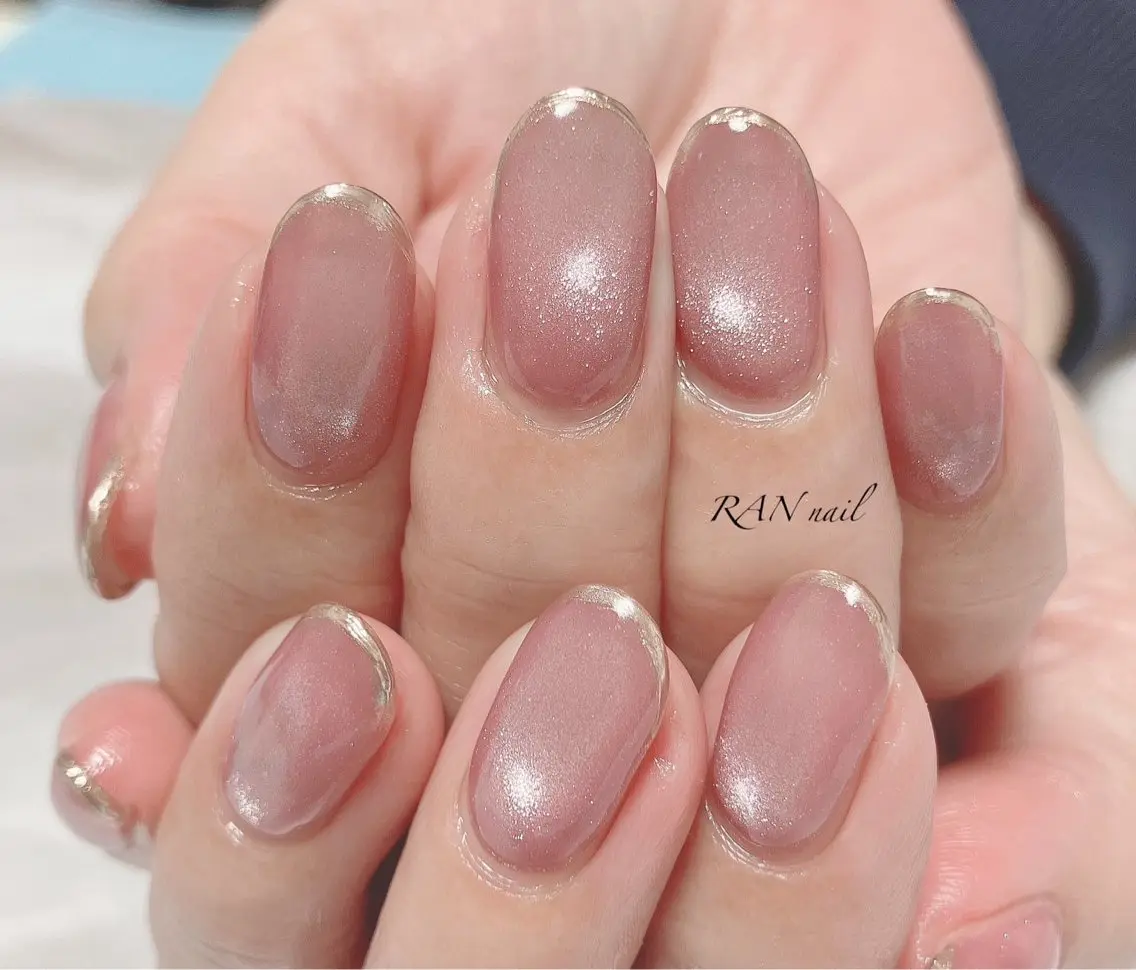 ネイル アートネイル キラキラネイル マグネットネイル ピンク 冬ネイル ハンドネイル フットネイル RAN nailのネイルデザイン