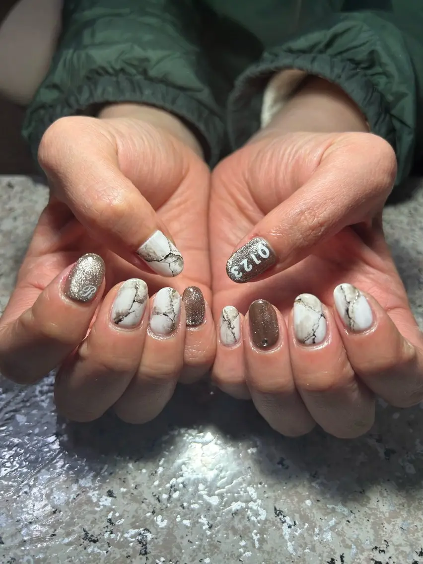ネイル ハンドネイル nailroom‪ sb‪‪𓈒𓂂𓏸のネイルデザイン