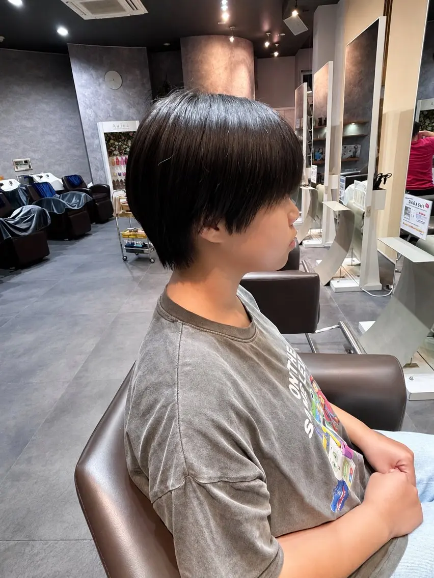 ショート ショートヘア 湊 芹奈のヘアスタイル