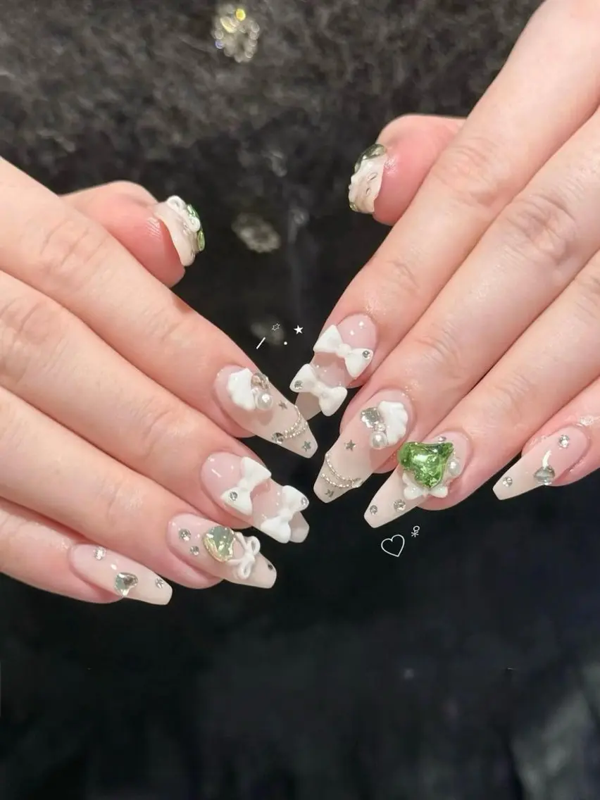 ネイル ハンドネイル ハンドケア Nihonthy Nail 新宿のネイルデザイン
