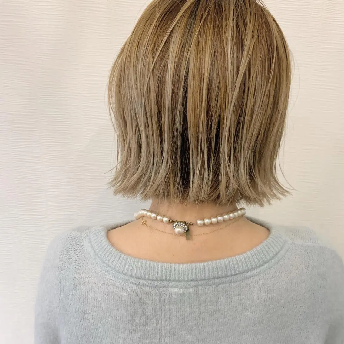 ミディアム カラー ベージュカラー ブリーチ 池田 真由美のヘアスタイル