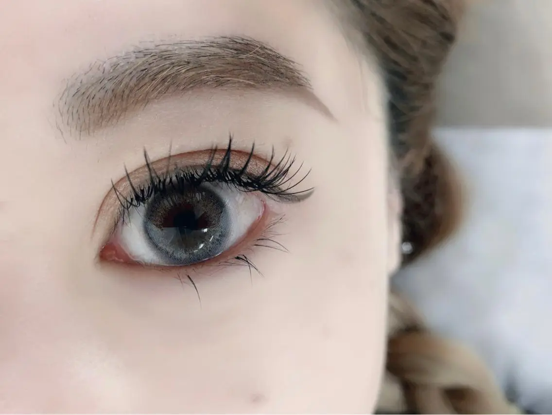 マツエク・マツパ フラットラッシュ khaki eyelashの眉毛・アイブロウイメージ