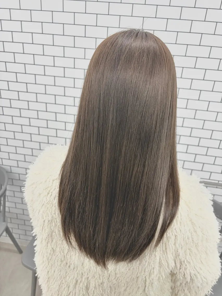 ロング カラー ブリーチ 透明感カラー ダブルカラー グレージュ ブリーチなしカラー カット ヘアカラー トリートメント 大人可愛い/髪質改善 /Misakoのヘアスタイル