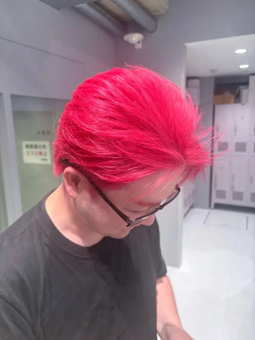 ショート カラー メンズ メンズブリーチ ブリーチ ケアブリーチ デザインカラー ダブルカラー 菜々🦖新宿 men's特化のヘアスタイル