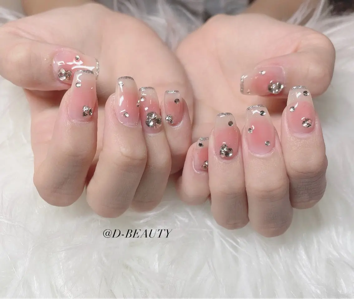 ネイル D-BEAUTY Nailsalonのネイルデザイン
