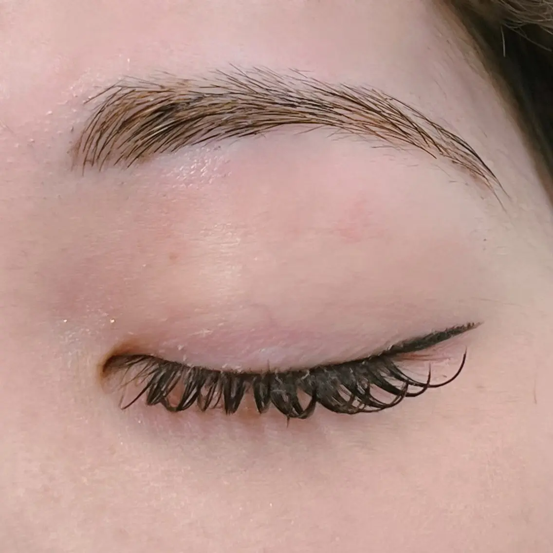アイブロウ 眉毛ワックス脱毛 ワックス脱毛 眉カット 𝐘𝐮𝐢🎀🫧 大阪梅田束感まつ毛のマツエク・マツパデザイン